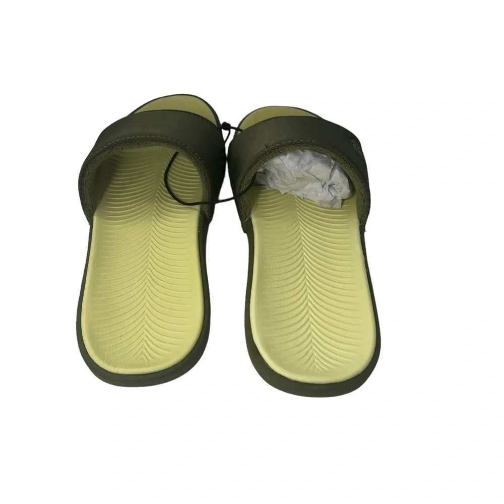 NWT All in Motion Green Slides 5